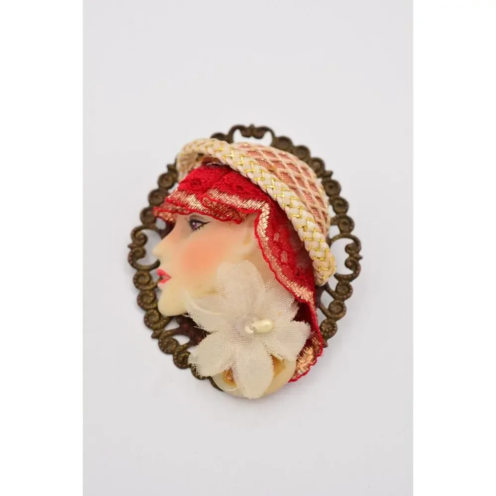 Unbranded stunning brooch